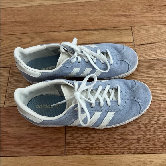 adidas gazelle og baby blue